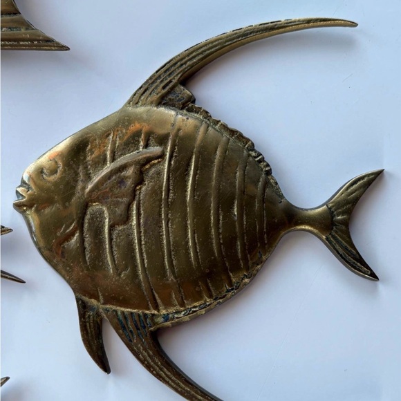 Mcm Brass Fish Wall Hangings- Set of 3 - Picture 3 of 9